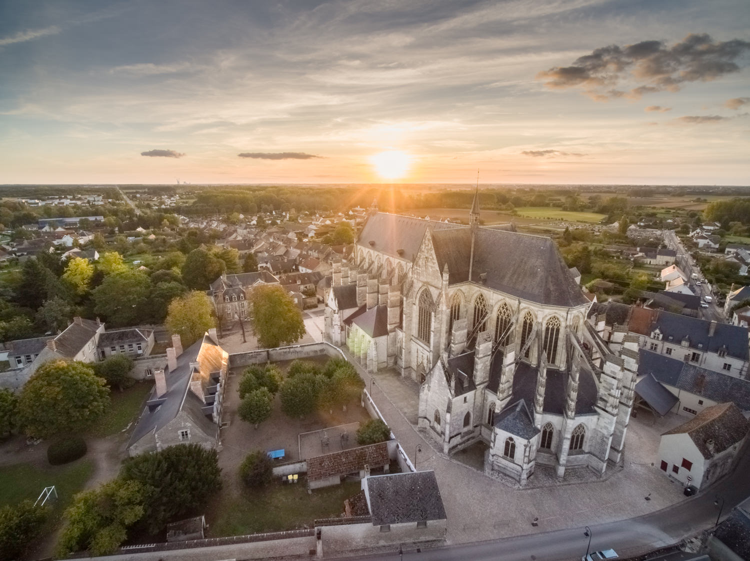 Image: Basilique Notre-Dame de Cléry