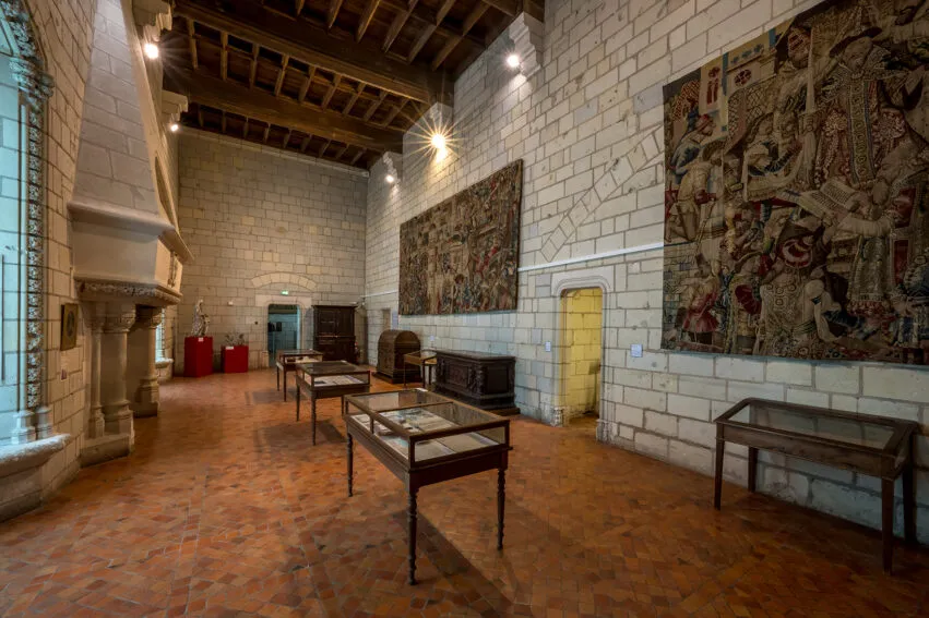 Angibaud I1169- Musée du Château expo Lair-018 copie.jpg – Chambre de parement_6
