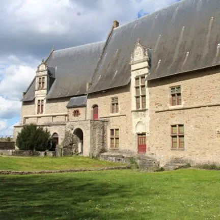 Château de Laval – Musée d&rsquo;art naïf et des arts singuliers