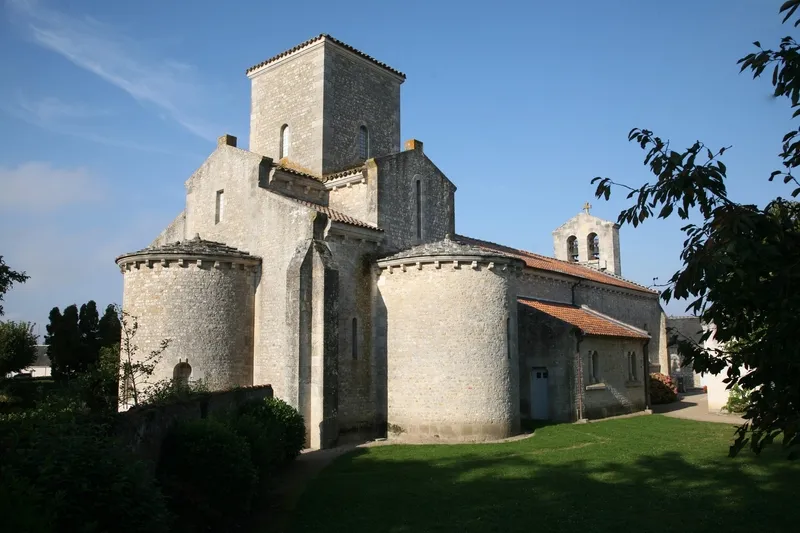 Les plus beaux châteaux et monuments du Loiret 6 Germigny des Pres 1181 ©Christophe-Mouton (Copier)