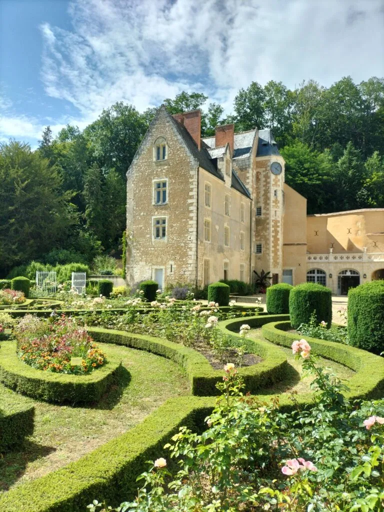 Les plus beaux châteaux autour du Mans et de Laval 6 Petit Château