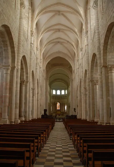 abbaye fleury nef01