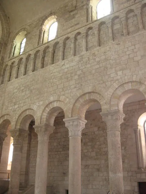 abbaye fleury voutes