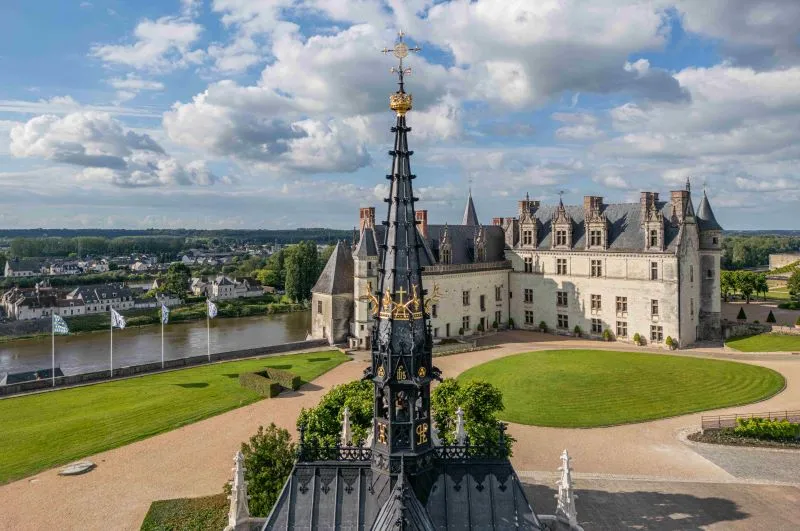 Amboise : une ville, trois châteaux ! 2 Château royal d'Amboise, vue chapelle
