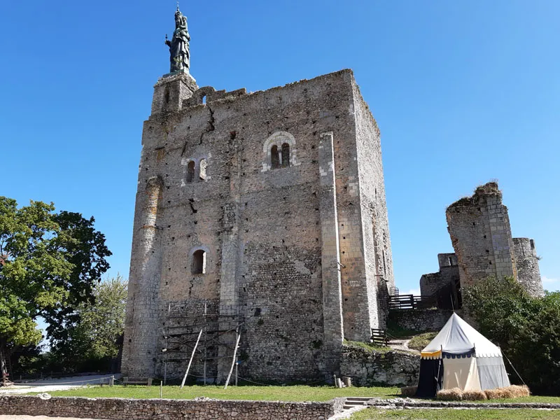 Forteresse de Montbazon – Le donjon