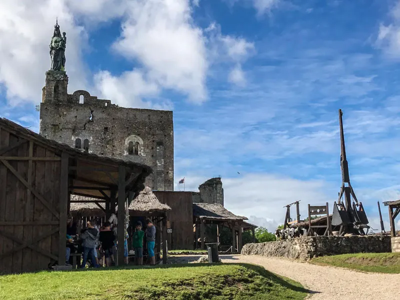 Forteresse de Montbazon – Groupe scolaire