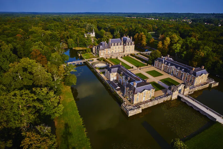patrimoine-la-ferte-saint-aubin-chateau-vu-du-dessus