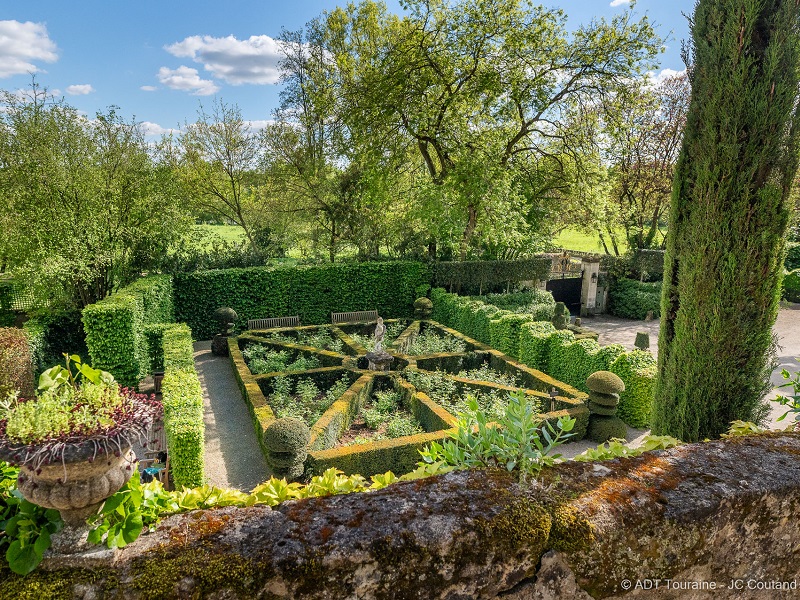 Image: Jardin du Manoir des Basses Rivières